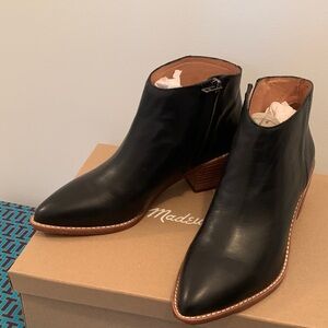 NIB! Madewell women low pointy-toe boots